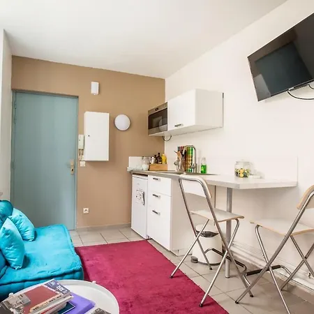 Joli Duplex Dans Un Immeuble Classe Du Vieux-lille * Лилль